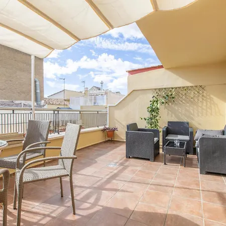 Homely San Juan De Letran Con Terraza Appartement *