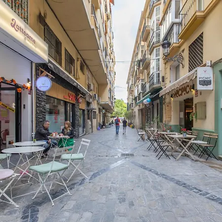 Homely San Juan De Letran Con Terraza Appartamento